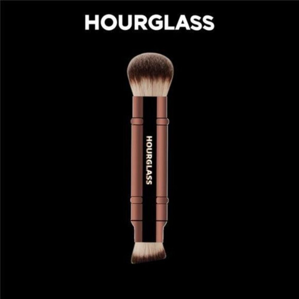 Hourglass Makeup Brush- No.26 Double Head Retractable Foundation Brush Fiber NWT